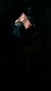 סיפור ההונאה שכבש את TikTok – ומה אנחנו יכולים ללמוד מזה בישראל